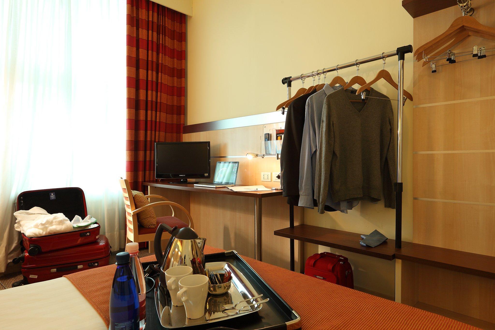 - Fiera By Ihg Hotel Bolonia